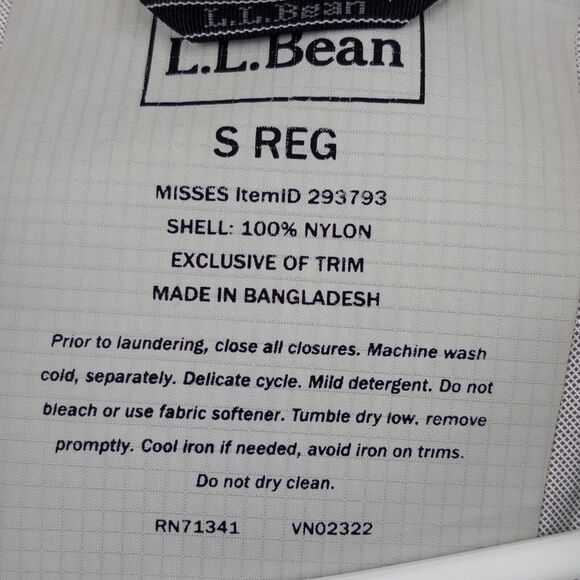 L.L. Bean Jacket Womens Small Gray Rain Hooded Trail Model Under Arm Zip Hiking - Picture 12 of 14